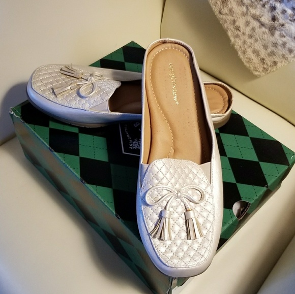 Adorable Mules NWOT - Picture 2 of 3